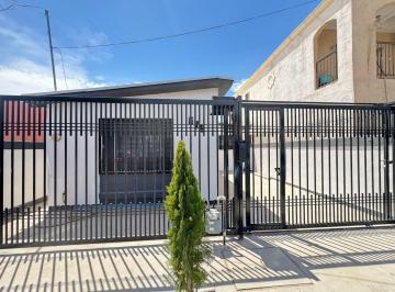 N/A · Casa de un Piso en Renta