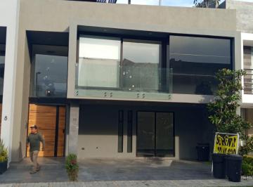Casa de 5 habitaciones, Ocoyucan · Casa en Venta en Lomas de Agelópolis Parque Sonora 5 Recámaras