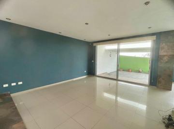 Casa de 3 habitaciones, Querétaro · Renta Lomas de Juriquilla
