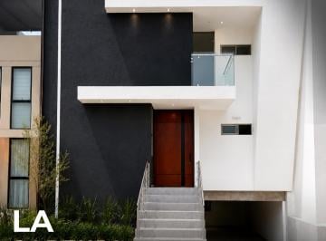 Casa de 4 habitaciones, Pachuca · Casa Nueva 200 m² de Terreno 400 m² Construccion con 4 Recámaras en Venta en La Cartuja Pachuca