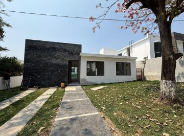 Casa · 142m² · 3 Recámaras · 1 Estacionamiento · Casa - Fraccionamiento Lomas de Cocoyoc
