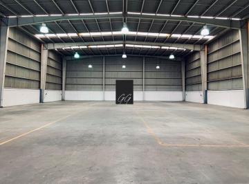 Bodega comercial , Lerma · Bodega en Renta Lerma de 1,470 m², 12 m de Altura, 2 Andenes Equipados.
