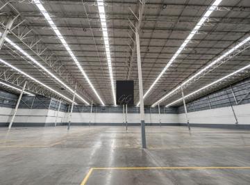 Bodega comercial , Naucalpan de Juárez · Bodega en Renta en Naucalpan de 7,484 m², 3 Andenes Equipados.
