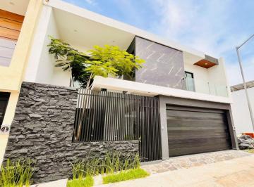 Casa de 4 habitaciones, Medellín · Casa en Venta en Veracruz con Doble Altura Fracc. Las Palmas