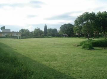 Terreno / Lote · 3200m² · Venta Terreno Zona Los Heroes; Plano Ideal Para Desarrollo de Conjnto Habitacional