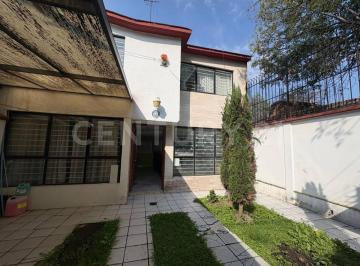 Casa · 213m² · 4 Recámaras · 2 Estacionamientos · Casa en Venta, Colonia Residencial Villa Coapa, Tlalpan, Ciudad de México.