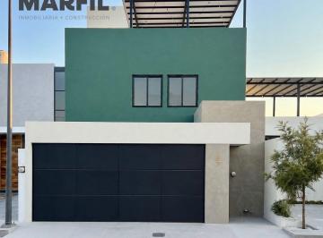 b6a8d5f920e56f209372ec194719650ae6d41ec4562603d8e50f28a6ff82e757 · Casa en Venta 3 Recámaras Estudio Roofgarden Albaterra Colima Acabados Lujo