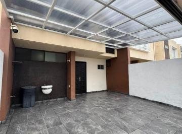 Casa en condominio de 3 habitaciones, Toluca · Renta Casa en Condominio Paseo de Las Arboledas Toluca