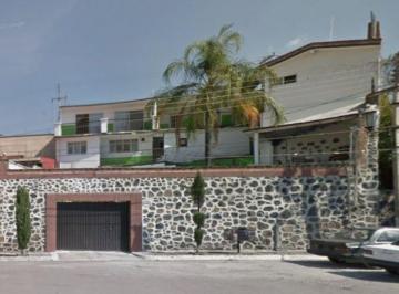 Casa de 4 habitaciones, Emiliano Zapata · Casa de 394 m² con 4 Recámaras en Venta en Fraccionamiento Burgos