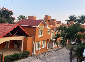 Casa · 143m² · 2 Recámaras · 1 Estacionamiento · Venta de Casa Residencial/ en Coto Privado y Excluisivo