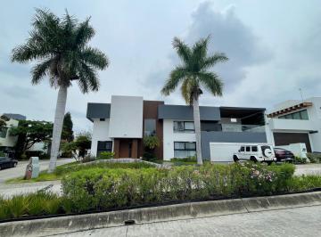 Casa en condominio de 5 habitaciones, Zapopan · Casa en Venta en Villa Palmas, Santa Fe Zapopan Jalisco