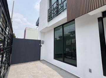 Casa · 200m² · 3 Recámaras · 2 Estacionamientos · Estrena Casa Nueva en Fuentes de Satelite
