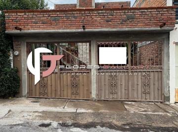 Casa · 63m² · 2 Recámaras · 2 Estacionamientos · Casa en Venta en Fracc. Los Laureles II Al Oriente de La Ciudad de Aguascalientes P