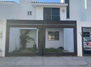 Casa · 150m² · 3 Recámaras · 2 Estacionamientos · Casa - Fraccionamiento Alamedas de España
