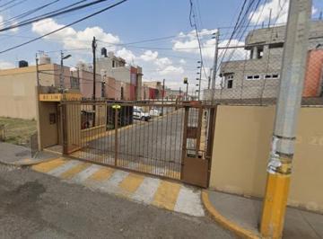 Casa de 2 habitaciones, Coacalco de Berriozábal · Casa de 60 m² con 2 Recámaras en Venta en San Francisco Coacalco