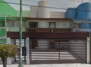 Casa de 3 habitaciones, Tlalpan · Venta de Casa en Don Refugio Coapa 2da Secc Cdmx