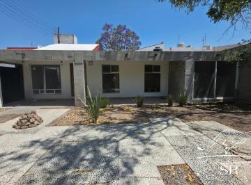 Casa de 3 habitaciones, Querétaro · Casa en Venta en Jurica