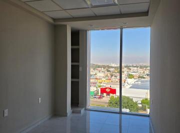 Oficina · 36m² · 1 Estacionamiento · Consultorio en Renta en Tec100