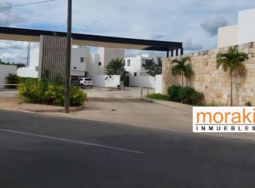Casa · 217m² · 4 Recámaras · 2 Estacionamientos · Casa en Venta en Privada Residencial en Dzityá, Mérida