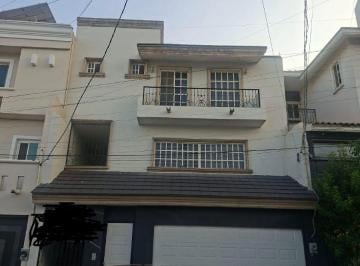 Casa de 4 habitaciones, Monterrey · Casa en Venta en Colinas de San Jerónimo