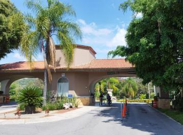 Casa · 616m² · 4 Recámaras · 6 Estacionamientos · Residencia de Lujo en Ixtapan de La Sal en Gran Reserva Golf Resort & Country Club