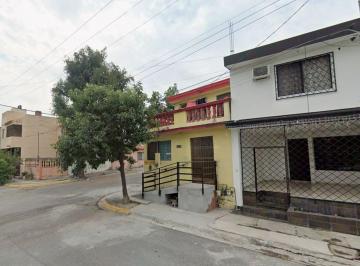 Casa de 3 habitaciones, Guadalupe · Casa en Venta, Las Quintas, Guadalupe, Nuevo León, México. Hipoteca en Cesión Lun*