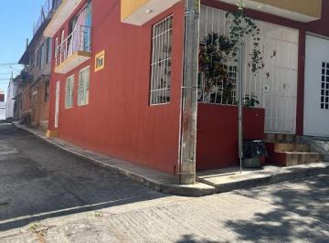 Casa de 3 habitaciones, Morelia · Venta de Casa en Santa María.