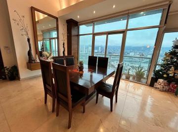 Departamento de 2 habitaciones, San Pedro Garza García · Penthouse Amueblado en Venta en Torre La Diana