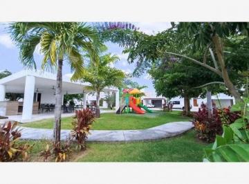 Casa de 3 habitaciones, Mérida · Renta Casa de 3 Habit con Alberca en Privada con Amenidades en Zona Cabo Norte Merida