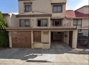 Casa de 4 habitaciones, Naucalpan de Juárez · Casa en Venta Calle Piñon San Mateo Naucalpan Edo. Mex