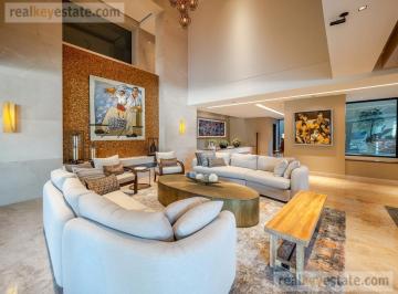 Casa · 1400m² · 4 Recámaras · 10 Estacionamientos · Casa en Venta en San Agustín Campestre, San Pedro Garza García, N. L.
