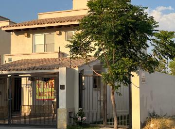 Casa de 3 habitaciones, León · Venta de Casa
