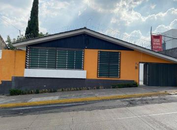 Casa · 200m² · 3 Recámaras · 3 Estacionamientos · Casa en Venta, Lomas de La Hacienda, 3 Recámaras.