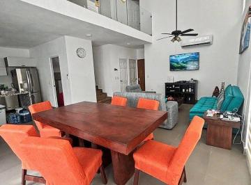 60942134e39b093e165e7feb77d0fac81e15734289fc6b9f388b8789e3365d00 · Excelente Casa en Renta Vacacional o Hasta 6 Meses