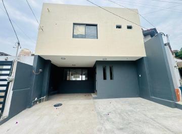 a9305d559f7c3d9b51d64bfc3290af780b0a51f4f01b78cf835277d43df9b6b8 · Casa en Venta Remodelada en Fraccionamiento Revolución, Guadalajara