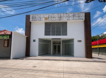 Edificio · 315m² · 4 Estacionamientos · Edificio Corporativo en Renta Sobre Av Lopez Portillo en Cancún, Muy Cerca de La Kaba