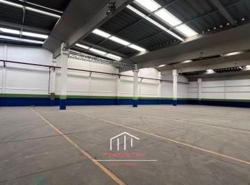 Bodega comercial · 3970m² · 2 Estacionamientos · Bodega Industrial en Renta Tlalnepantla de Baz