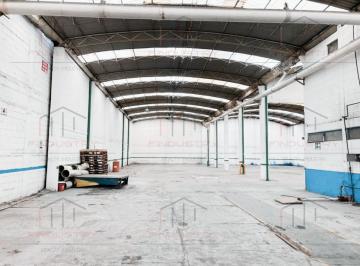 Bodega comercial · 1850m² · 2 Estacionamientos · Bodega Industrial en Renta Lerma