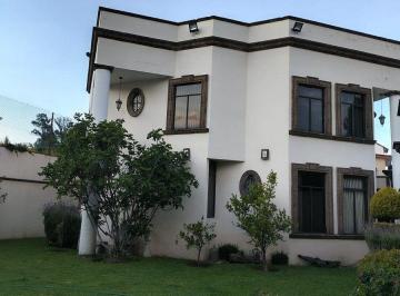 3ec8f4988695d7193a14bea85284244f5c5d35478395bd37623a3af59b2552d7 · Casa en La Col. Ciprés, Toluca Edo. de Mex.