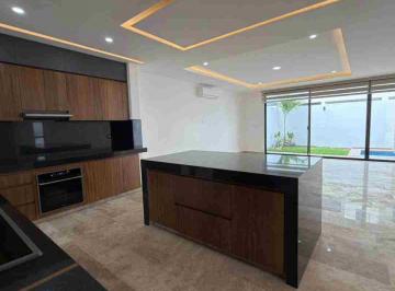 Casa de 3 habitaciones, Benito Juárez · Casa en Renta en Vía Cumbres, Cancún