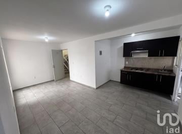 Departamento · 55m² · 2 Recámaras · 1 Estacionamiento · Departamento en Renta en Villas del Refugio, El Marqués