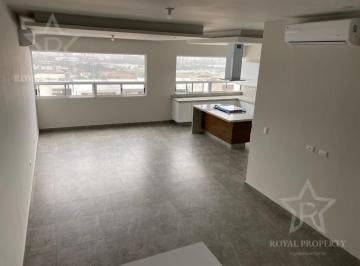 Casa · 360m² · 4 Recámaras · 4 Estacionamientos · Casa en Contry Sur