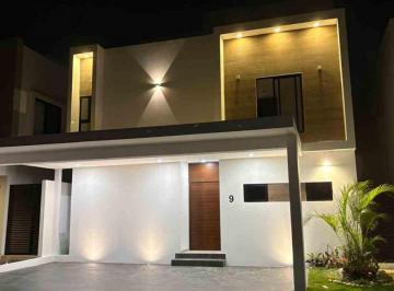 Casa de 5 habitaciones, Benito Juárez · Casa en Renta en Vía Cumbres, Cancún