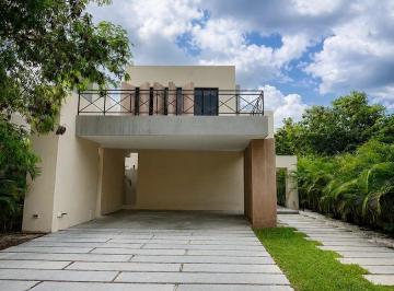Villa de 3 habitaciones, Mérida · Hermosa Residencia en Nortemerida en Renta!