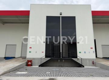 Bodega comercial · 402m² · 2 Estacionamientos · Bodega en Renta en Navetec Business Park Calamanda