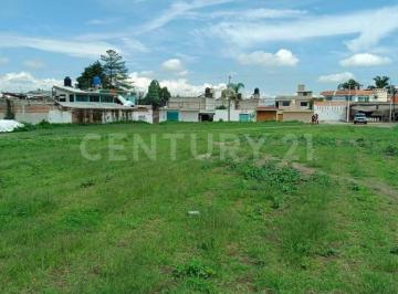 Terreno / Lote · 1112m² · Terreno Para Uso Comercial en Renta.