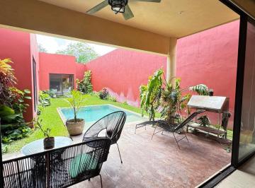 Casa · 226m² · 3 Recámaras · 2 Estacionamientos · Casa 3 Rec Privada Taman