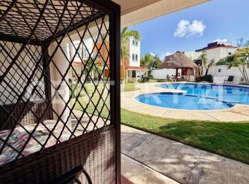 Casa · 202m² · 3 Recámaras · 2 Estacionamientos · Casa en Venta en Av Labná, Centro, Cancún