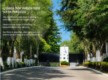 Casa de 3 habitaciones, Alvaro Obregón · Casa en Venta Bosques de Tarango | 303.4 m² | 3 Recámaras | Doble Seguridad