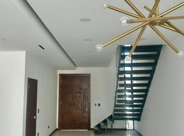 cca002b53d92efc828d4aa0f6038a2454bdaadce51ea102d7a58c15d2794b76e · Casa en Venta en Condesa Rejón, Frente a Parque, Zona Reliz, Chihuahua